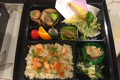 キッチングラシアスの手作り弁当